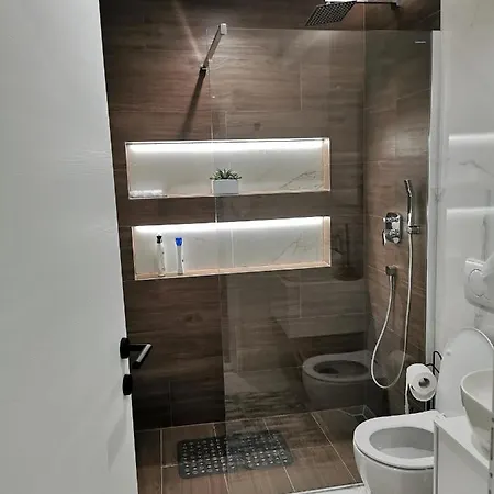 Apartman Zvonko Апартаменты Рогозница